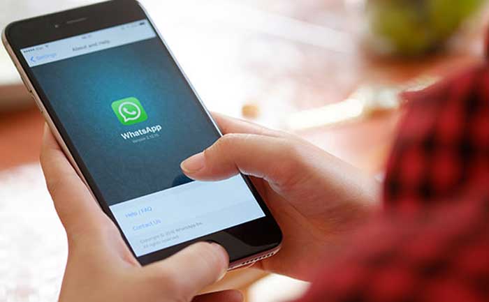 How to read someone Whatsapp message