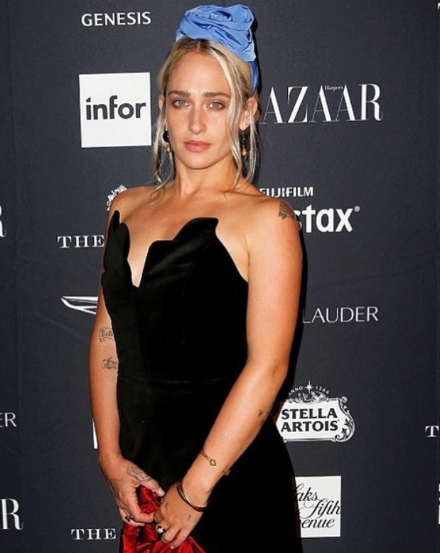 Jemima Kirke Hot Photos