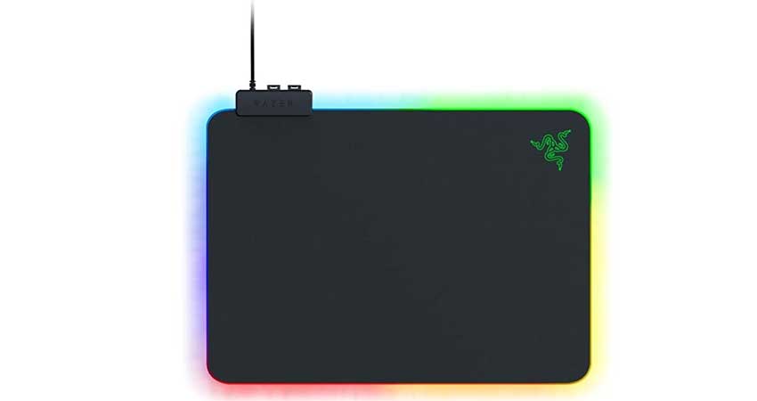 Best-Gaming-Mouse-Pad-FPS-Games-Razor-Firefly