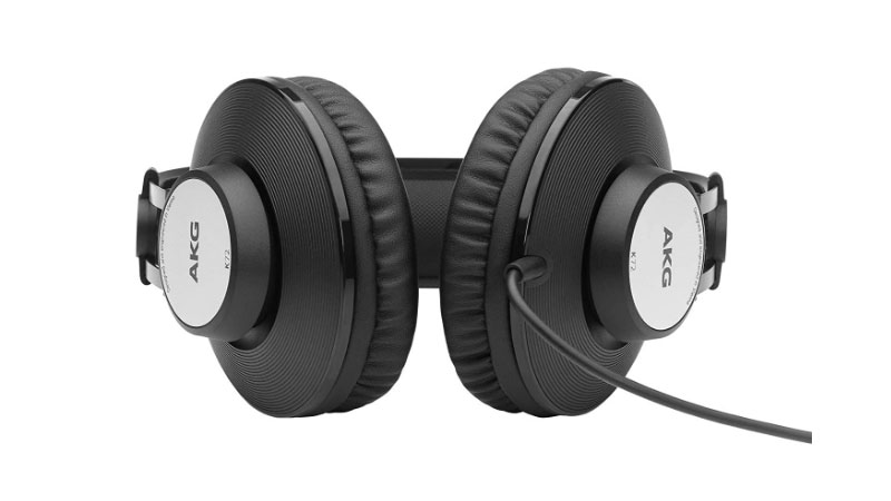 Akg K72 Wired headphones for music under 5000